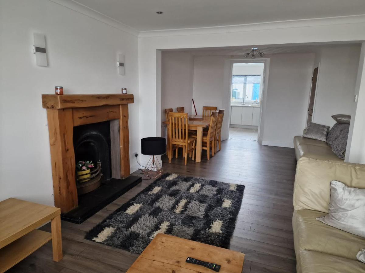 Villa Enfield Street House Behind Portstewart Promenade With Partial Sea View From Front 3 Bed Sleeps 7 Extérieur photo